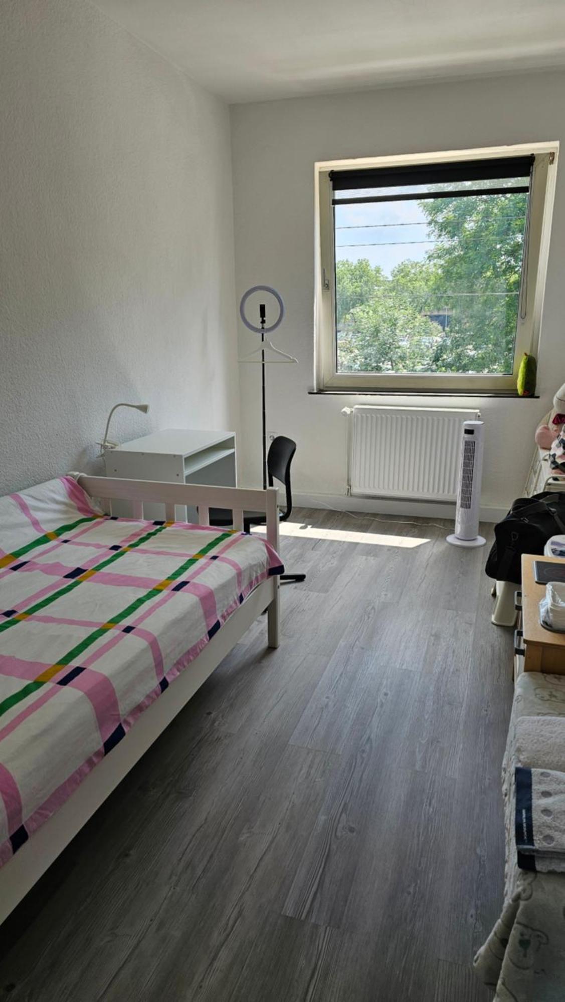 Zimmer In Bilk-Zentrum Duesseldorf 外观 照片